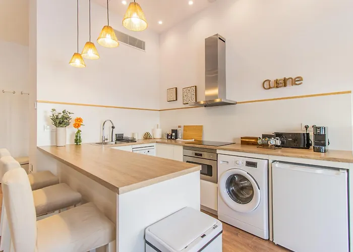 Elegante En - Nº6 * Zaragoza